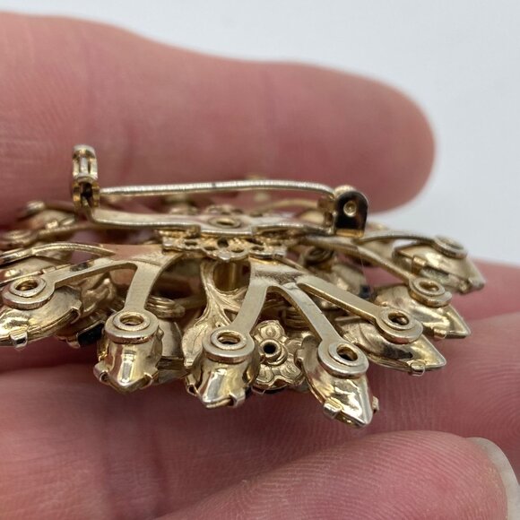 Vtg Gold Tone Yellow Black Aurora Borealis Brooch Pin Sedge UV Reactive Uranium - Picture 14 of 14